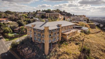 Johannesburg Property Investment Office Constantia Kloof (18)